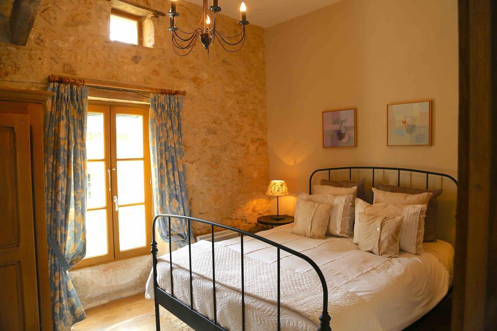 Gites Boutique Villamblard Esterno foto